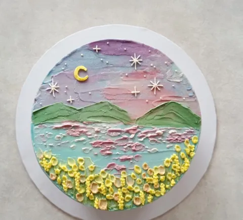 Dreamy Mountainscape, a Fig & Owl cake