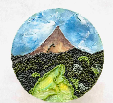 Mountain Peak, a Fig & Owl cake