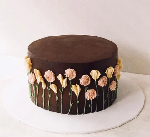 Fiona, a Fig & Owl cake