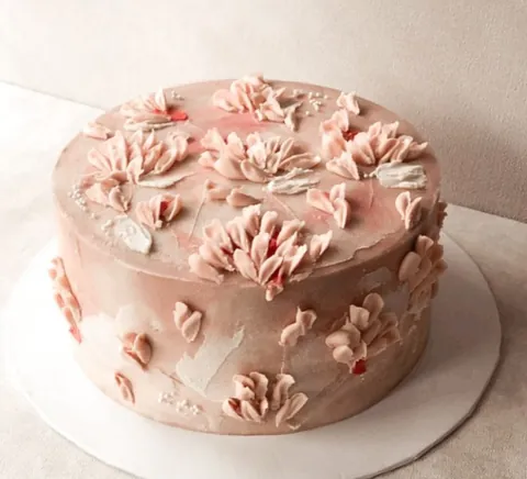Lilla, a Fig & Owl cake