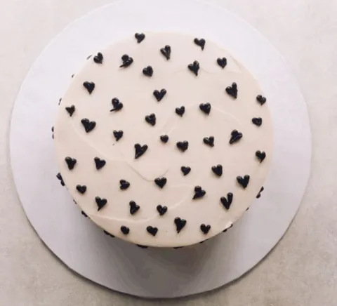 Polka Hearts, a Fig & Owl cake