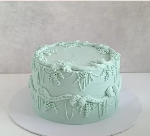 Victorian Teal, a Fig & Owl cake