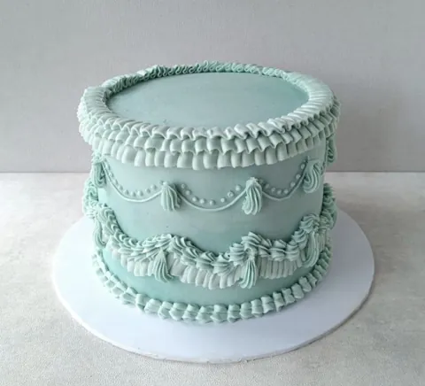 Vintage Teal, a Fig & Owl cake
