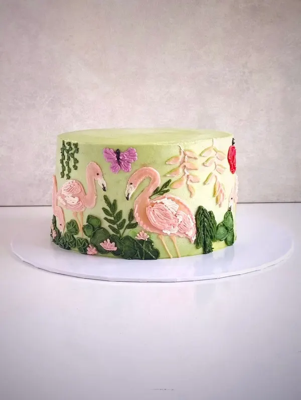 A Fig & Owl buttercream cake