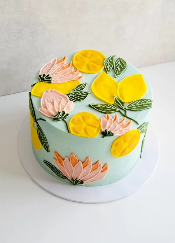 A Fig & Owl buttercream cake