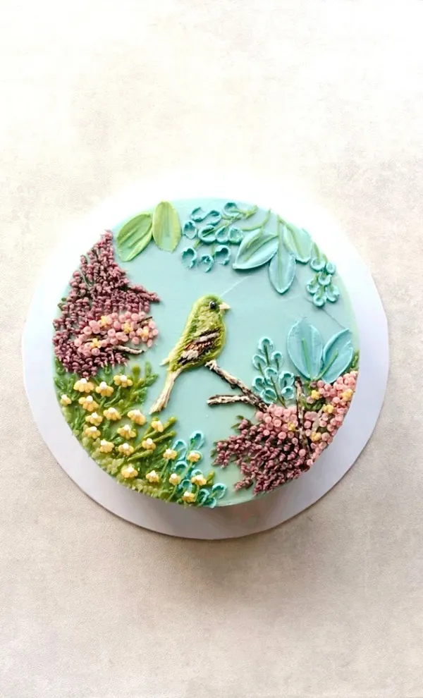A Fig & Owl buttercream cake