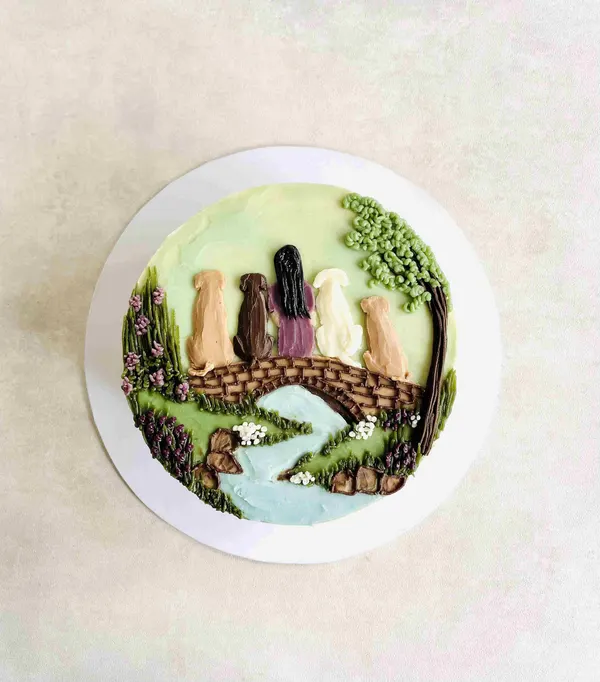 A Fig & Owl buttercream cake